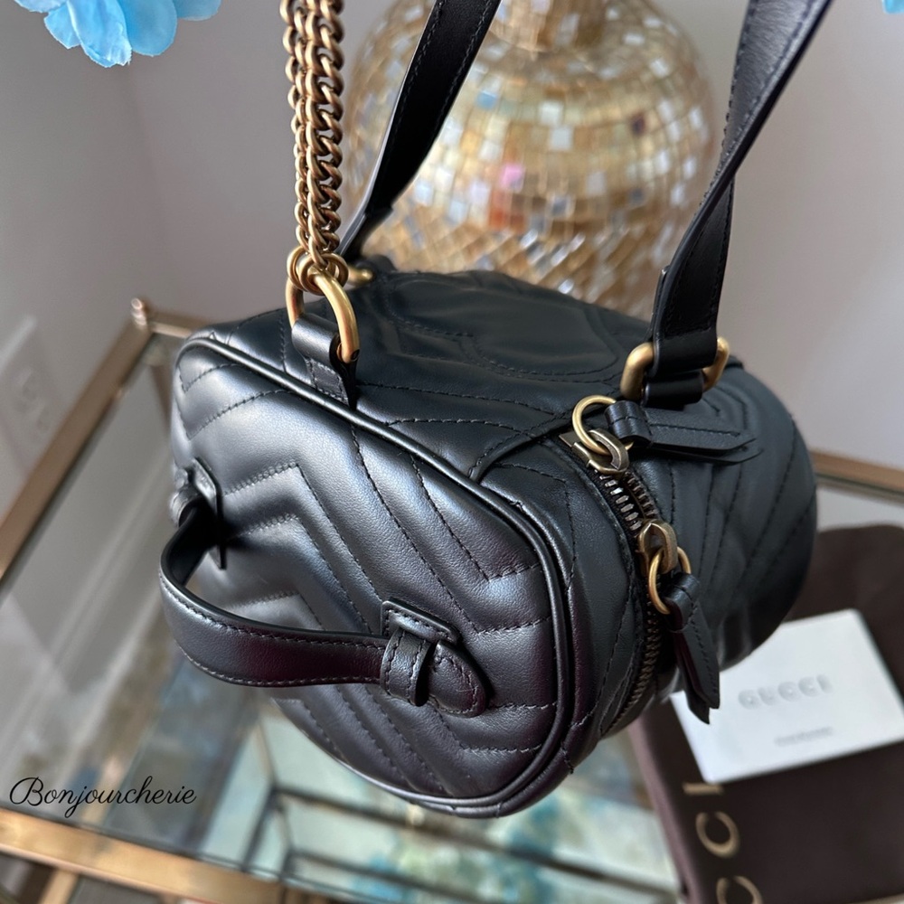Authentic Gucci Black Quilted crossbody - Picture 8 of 15